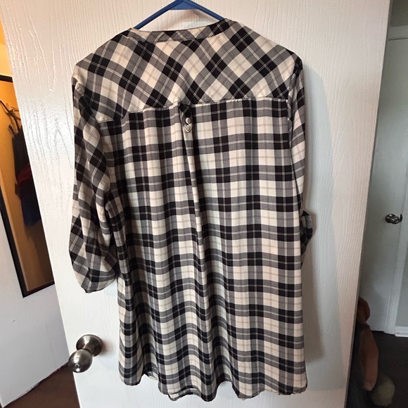 torrid Black and White Plaid Harper Tunic - Picture 3 of 3